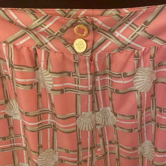 Vineyard vines shell skirt size 10. Perfect condition. - Picture 3 of 4